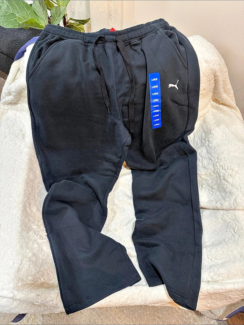Puma Navy Joggers Size Large NWT